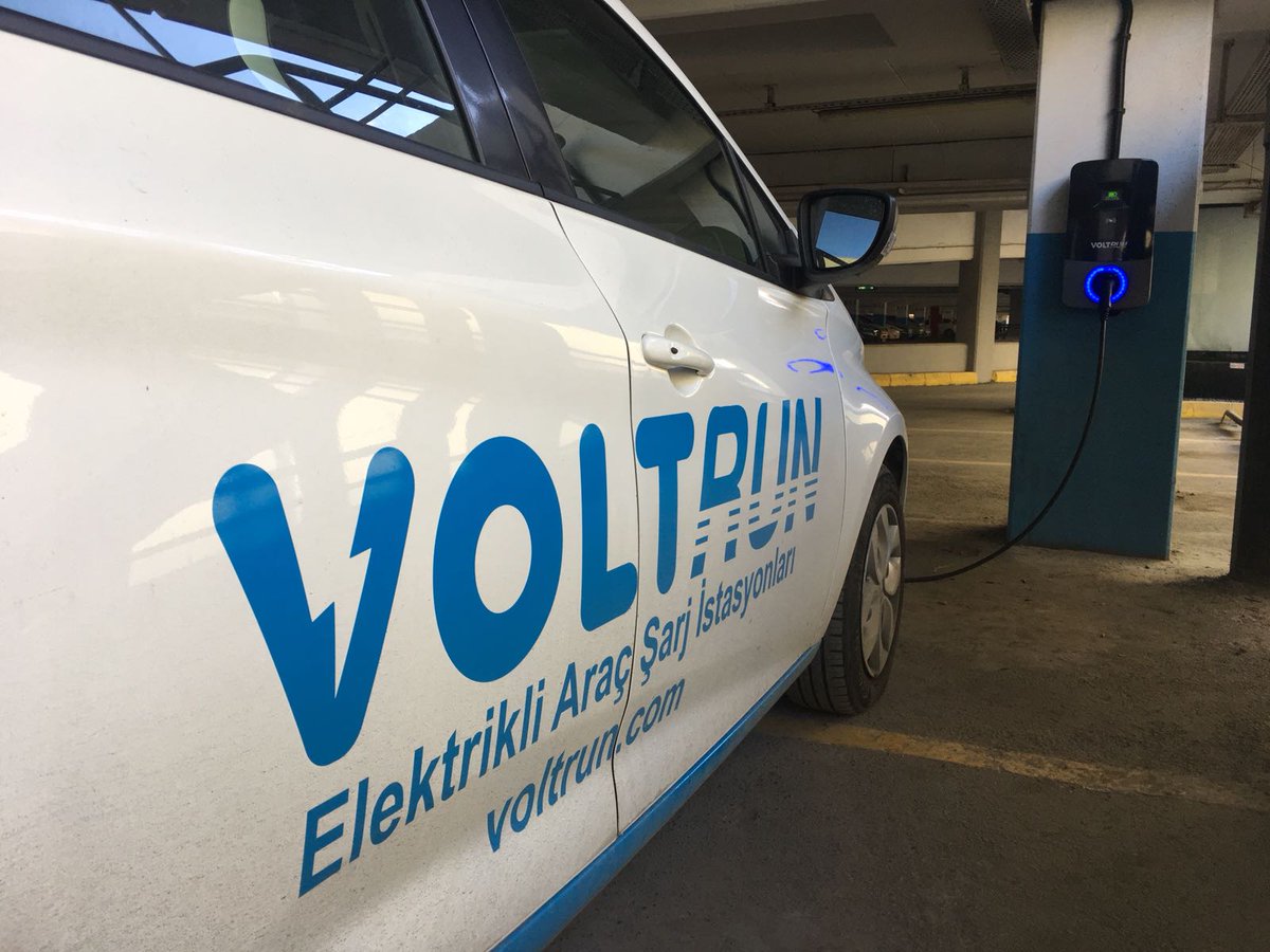 VoltrunNet's tweet photo. Voltrun elektrikli araç şarj istasyon ağı genişliyor...
Galleria Ataköy AVM'de istasyonumuz devreye alındı :)
@atakoygalleriaa (1.Kat(Mavi)-A15)
#voltrun #galleria #electricvehicles #zebraelectronics https://t.co/vyxoawfaw5