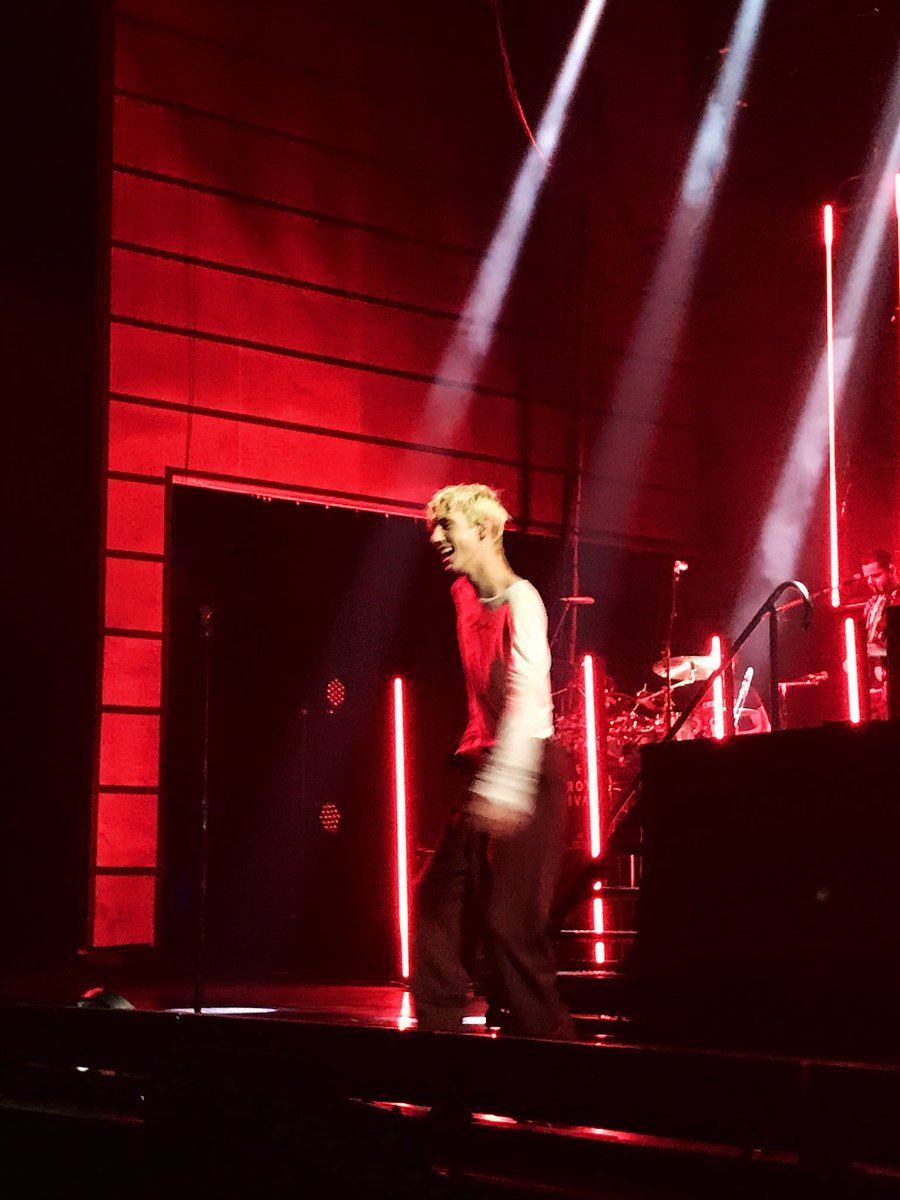 TristannRuark's tweet photo. Went in bisexual came out gay, thank you @troyesivan https://t.co/9ThLrBc6U7