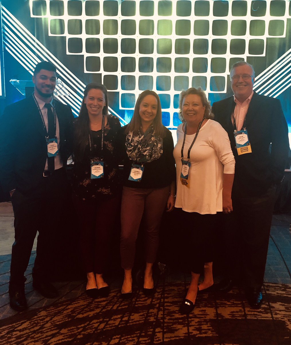 YeskeBuie's tweet photo. Yusuf, Lauren S, Lauren M, Elissa, and Dave had a great time together @fpassociation #FPAConf18 in the Windy City - great conference with enlightening education sessions, keynote speakers, sharing @PowerProBono and #ProBono4Cancer , social events, student interaction, and more! https://t.co/ZQl7ZiyNdw