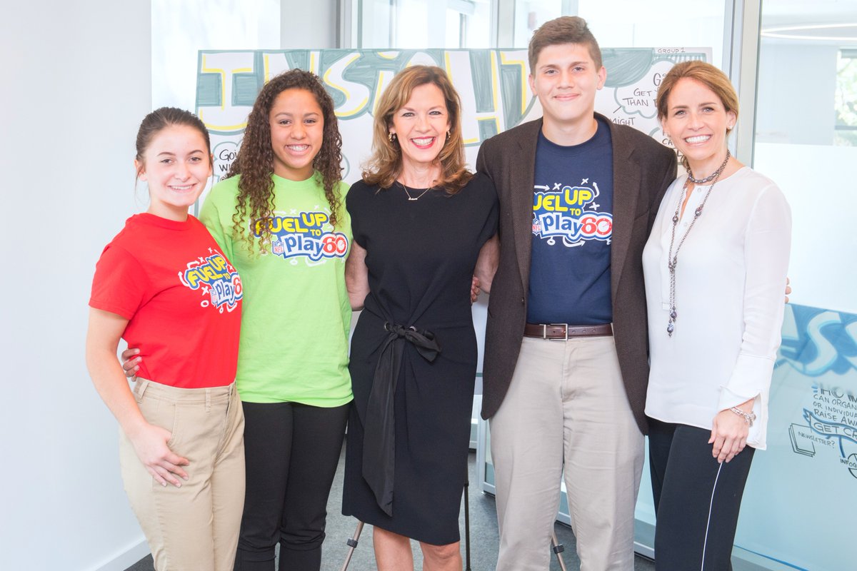 GENYOUthNow's tweet image. Thanks to everyone who came out, tweeted and joined the conversation about Teens &amp;amp; Sleep. Looking forward to working together to tackle sleep deprivation and continuing to bring youth voices to the table when making decisions on their health. #SmarterSleep #LearningConnection