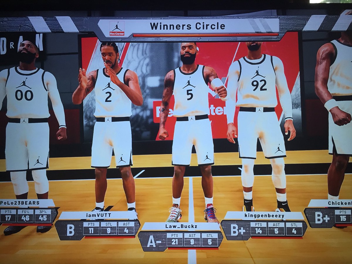 Shhchicken's tweet photo. #TrenchesAkaRec #FreeLunch😂 #BigSellin😂 #SL2K  #ChickenDontSell #PopOut🎒

PG:@LawBucks 
SG:@iamvutt 
SF:@Sopolo23BEARS 
PF:@kingpenbeezy 
C:@ChickenTPO 

@2KCrewFinder @TruPlayersOnly 
@Big_Brudda_PURP @ProphecY_SL2K @youFamousEnough @2KHUNTSEARCH @2k_sportscenter @codyparrent https://t.co/pEoK5EGnc0