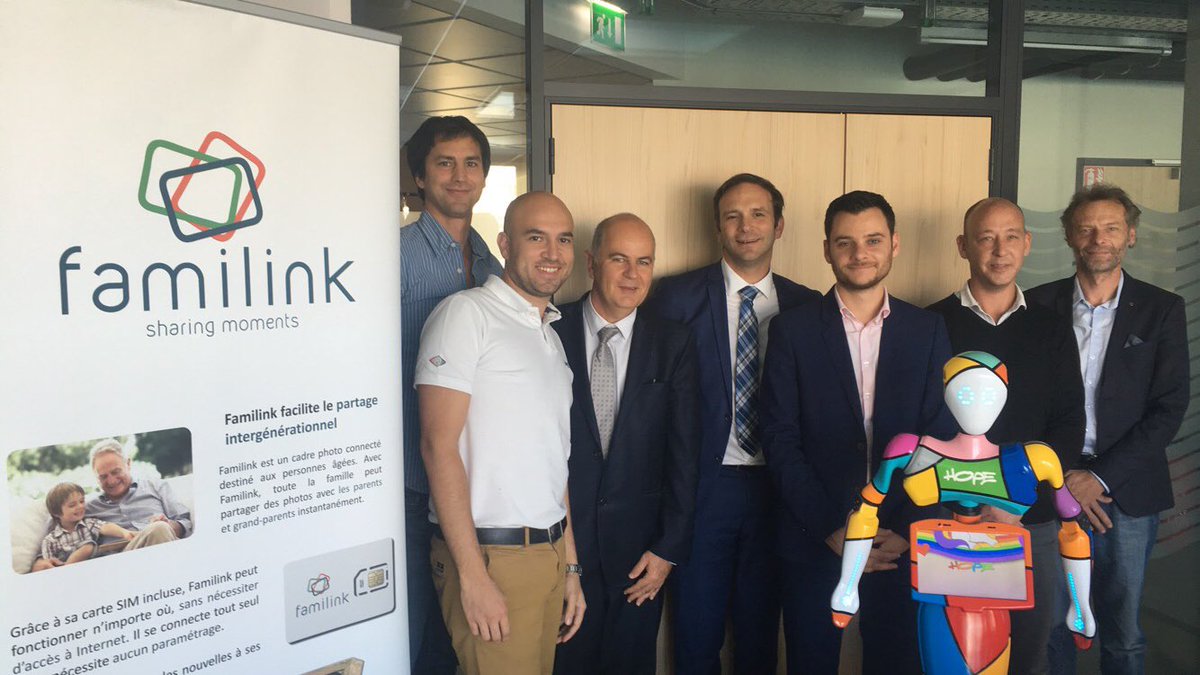 Rencontre de travail ce matin avec la <a href="/carsat_ndie/">Carsat Normandie</a>, suivie d’une visite du <a href="/VillageCA_Rouen/">Le Village by CA Rouen Vallée de Seine</a> à la découverte de deux start-up accompagnées par la Carsat : <a href="/Event_Bots/">Event Bots</a> et <a href="/familinkframe/">Familink</a>. 

Deux pépites du territoire qui agissent pour l’amélioration de la vie de nos concitoyens.