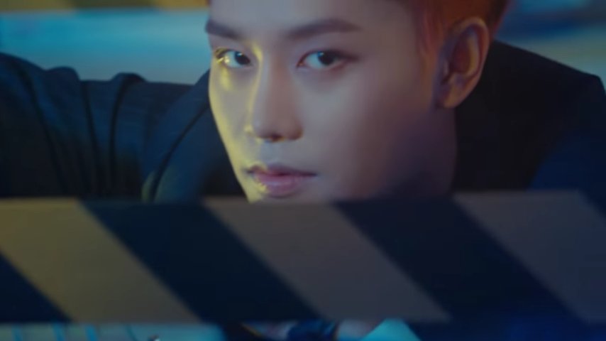 preciwoo1117's tweet photo. #nct127 #taeil #IrregulatOffice https://t.co/zp1vTkxMMA