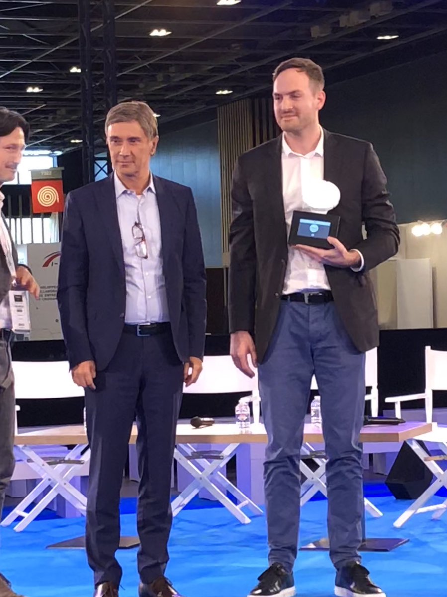 #MondialTech | #FrançoisDossa, #Alliance2022 Global Vice President, Ventures &amp; Open Innovation announced the #winner of Connectivity &amp; ITS Awards - Congratulations to #Parkbob !