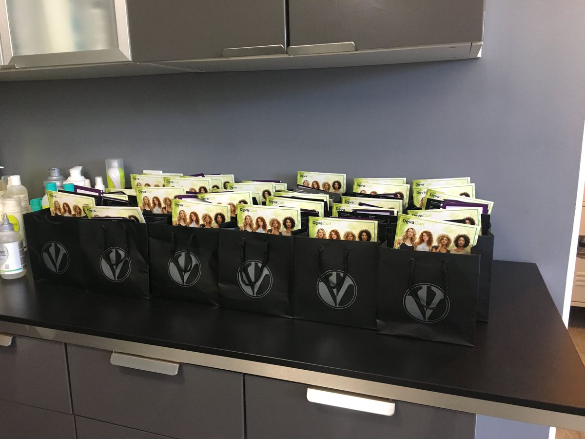 VersusSalon's tweet image. NEW BLOG POST! See what you missed at #CurlsNightOut last week! 

buff.ly/2MgTKF3 

#DevaCurl #CurlyHair #VirginiaBeach