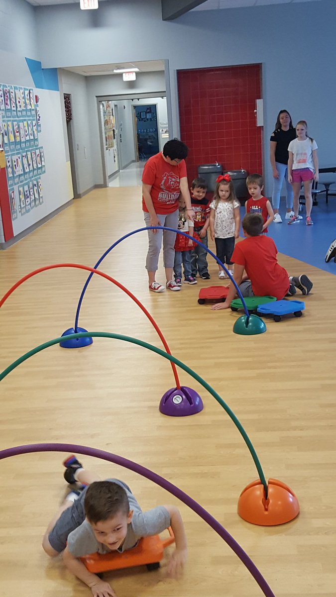 DQuinlanMMS's tweet photo. More @MMS_Mexico_MO 8G @ Early Childhood Center for #TyLueServes18 https://t.co/mCjZaTECBx