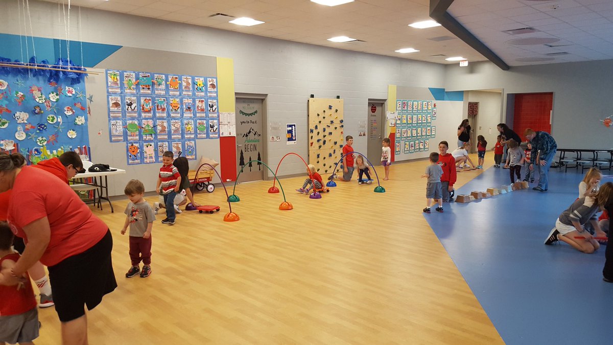 DQuinlanMMS's tweet photo. More @MMS_Mexico_MO 8G @ Early Childhood Center for #TyLueServes18 https://t.co/mCjZaTECBx