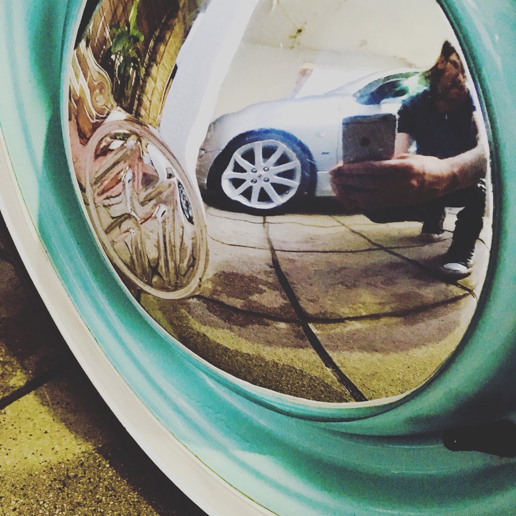 martenjuarez's tweet photo. Summer Coming Soon.. #VWBug #VWBeetle #206 #206XSPremium #PerfeclyPerfect https://t.co/mcQthOKnyT