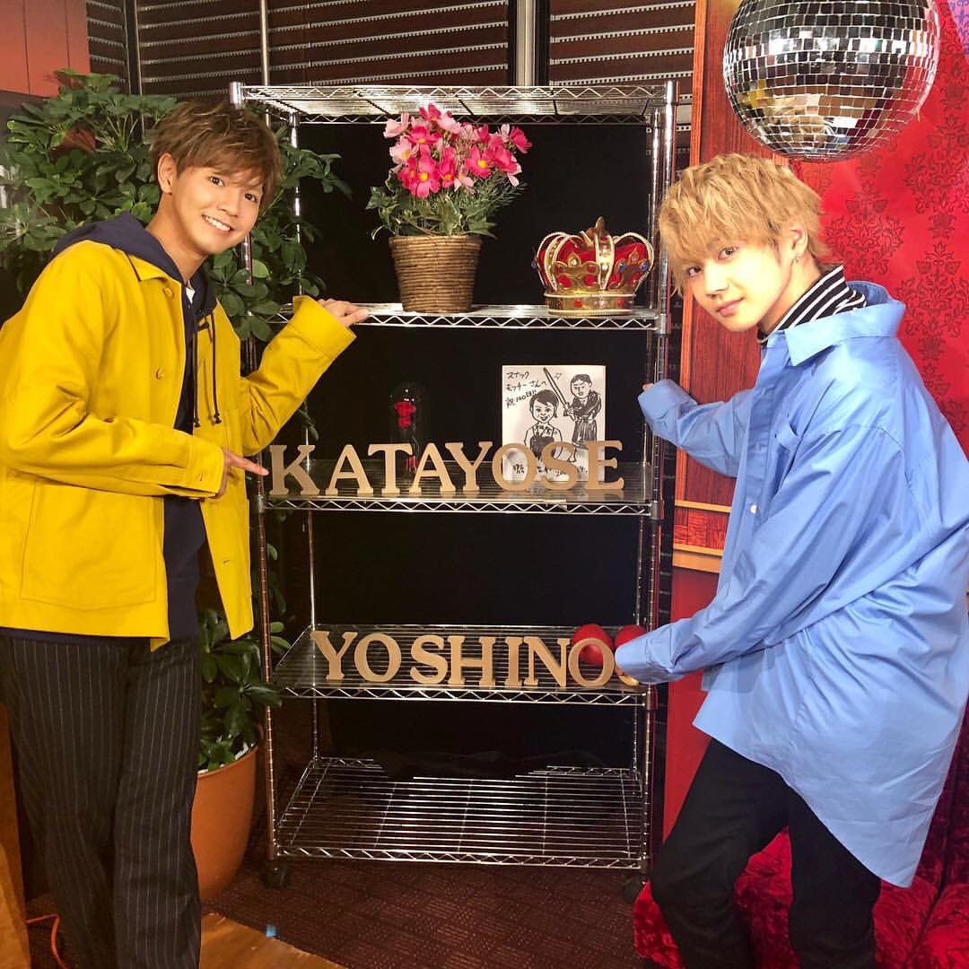 gene__829r's tweet photo. 本日(6日)、朝5時30分から日テレ系で放送の
「ズームイン!!サタデー」に片寄涼太 、吉野北人 が出演します‼️

出演は6時35分過ぎの
「 スナックモッチー」のコーナー🥂✨
収録はとっても盛り上がりました！
ぜひご覧ください☺️

#Unofficial https://t.co/0npmQRnQii