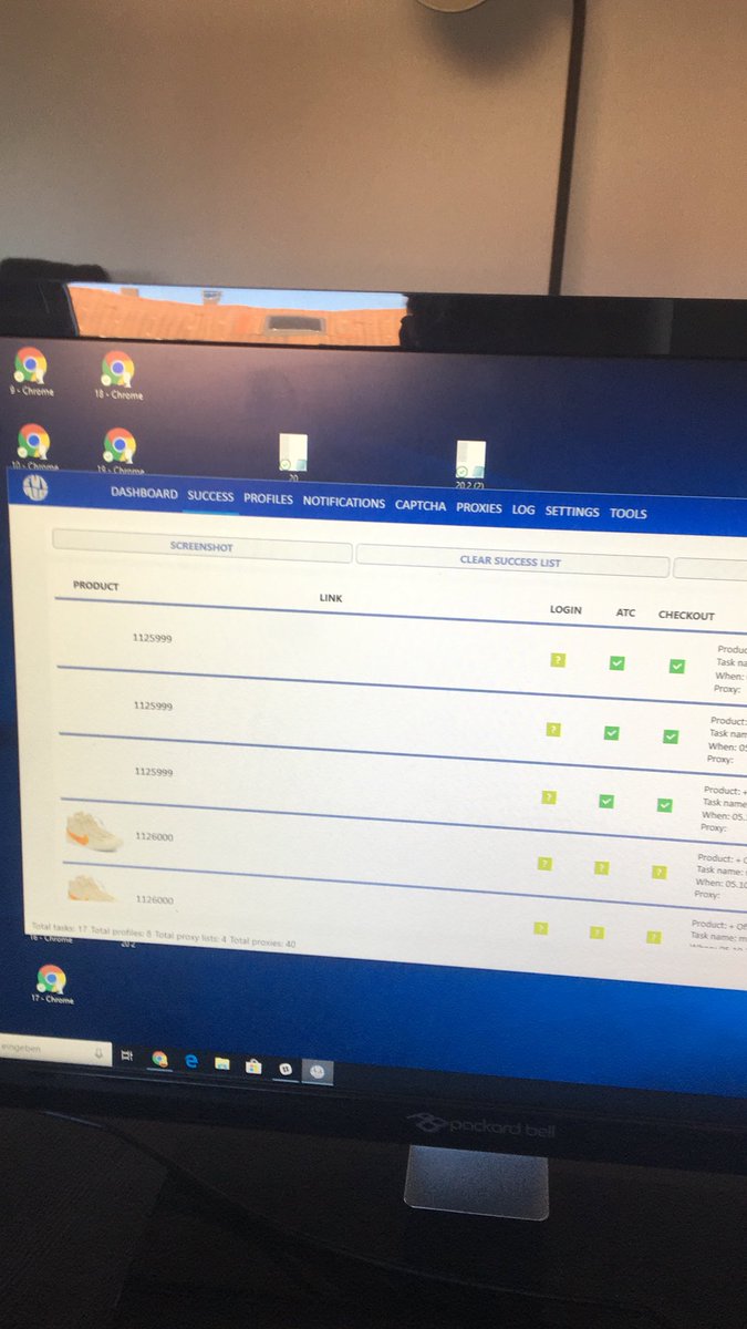 NiklaSneakerz's tweet photo. 3 pairs off white Blazer‘s .. @EveAIO I Love you ☺️🤷🏼‍♂️ and @stayswinning for the help !! https://t.co/3bK4QAl3E1