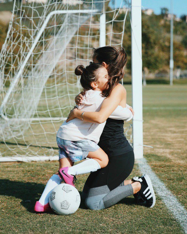 More than 60% of women business leaders played sports growing up. We want to keep that number high for generations to come. Let’s encourage our girls to #StayInTheGame. It’s more important than ever. For right now, and for their future. #AthletaGirl