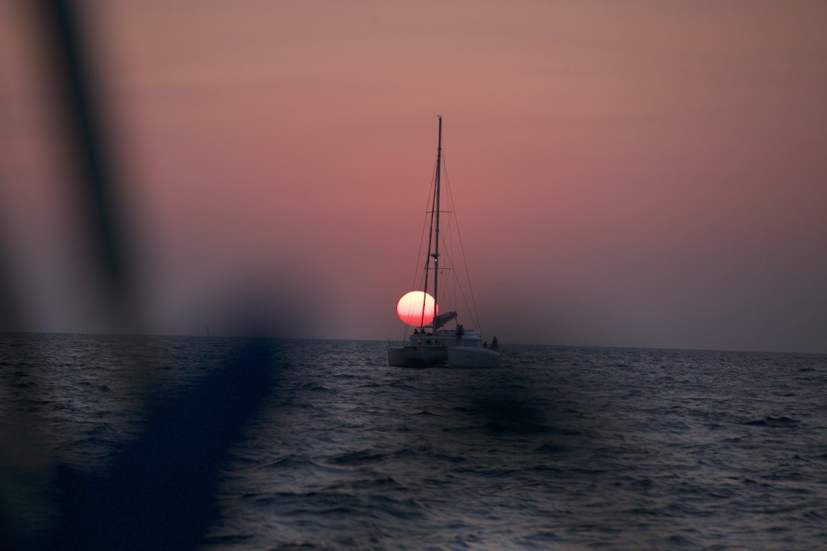 susantran's tweet photo. Finally editing my photos from 4th of July, #ACK and #Greece. Gave me a chance to relive some fun times we had this summer! Here are some from magical sunset in #Santorini. #Opa #Thavma https://t.co/BJWAc3X1Cl