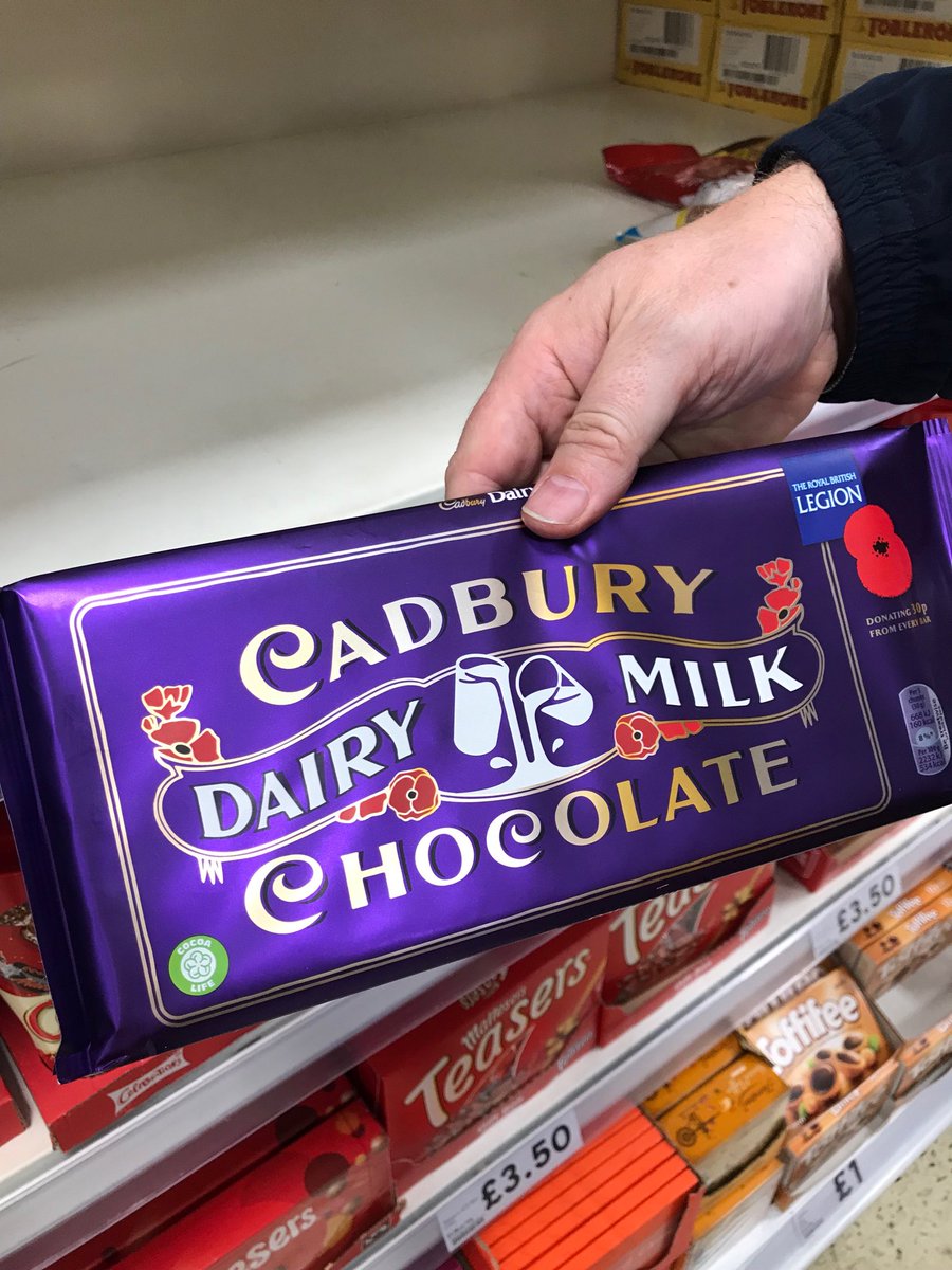 thestuartlang's tweet photo. Just picking a wee Friday night snack and donated 30p to Poppyscotland thanks Cadbury ⁦@poppyscotland⁩ ⁦@CadburyUK⁩ https://t.co/jizD0yFA29