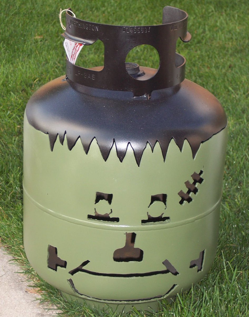 "It's alive!" Just kidding, but this Frankenstein propane tank art is sure spooky, just in time for Halloween. 🎃Photo Credit: bit.ly/2IHmDp5 #propanetankart #halloween #funfriday