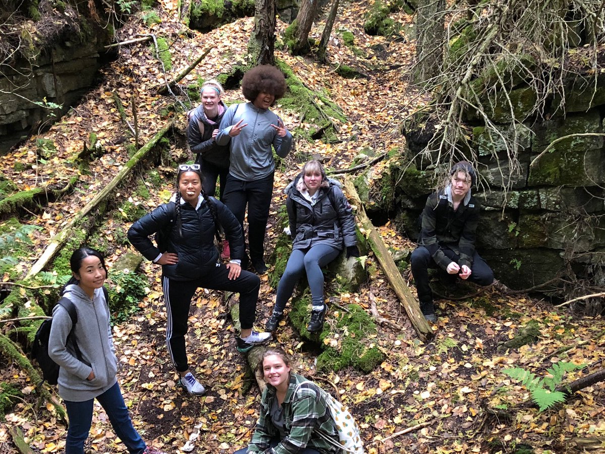 mamaCbball's tweet photo. Bruce Trail fun. OSS rocks the Bruce Trail. ⁦@OSSAnnouncement⁩ ⁦@OSS_EVENTS⁩ https://t.co/7JWijpSE3q