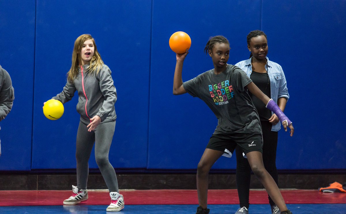 BGCBigs's tweet photo. TEENS! Come hang out with us at Britannia Junior High School (16018-104 Ave) for our drop-in TEEN ONLY gym night every Friday from 6:00 pm - 8:00 pm.
Contact Ian from West at 780.822.2556 if you have any questions.
#TeenActivity #Yegkids #Yeg #Thingstodo https://t.co/r2tMlTDmMm