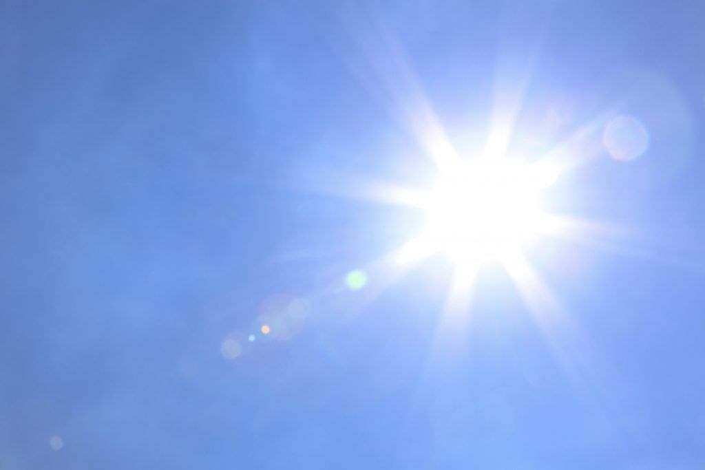 visbellausa's tweet photo. Does leaving your car parked out in the sun for a prolonged period of time cause any damage to the car? The unfortunate answer is yes. The UV rays given off by the sun can do a variety of damage to your car's interior and exterior.
https://t.co/o4U1rf65Va

#Visbella https://t.co/o57w35uPGJ