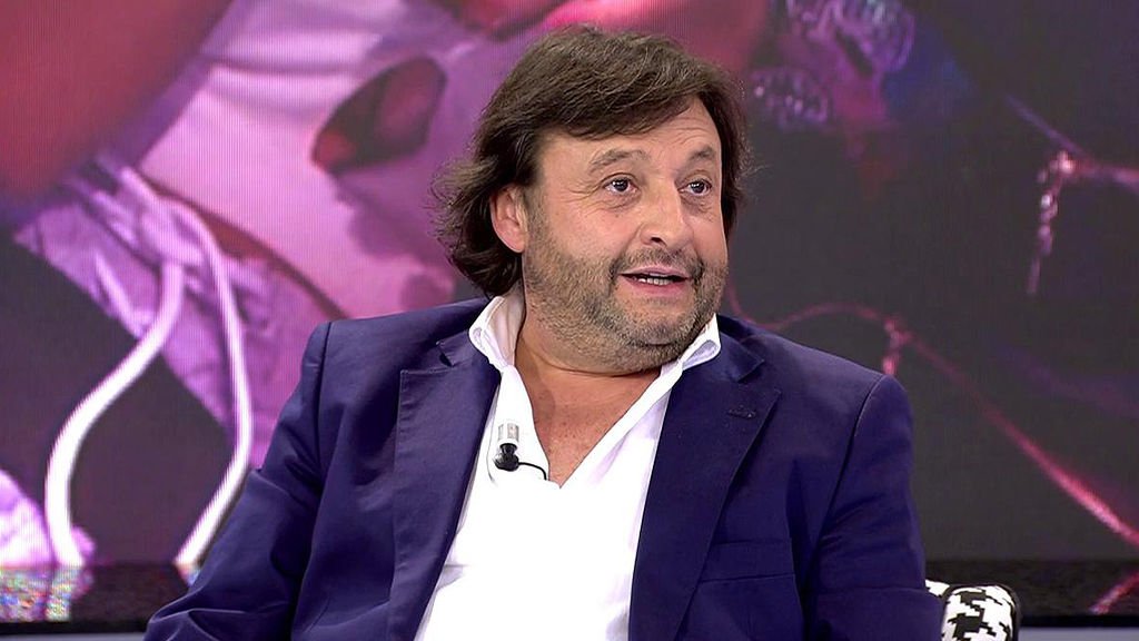 salvameoficial's tweet photo. El padre de Techi: "Pido disculpas a Chabelita en mi nombre y en el de mi hija" #yoveosálvame #teletuvips > https://t.co/vXr47QnNYz https://t.co/Kn1uy4iuJr
