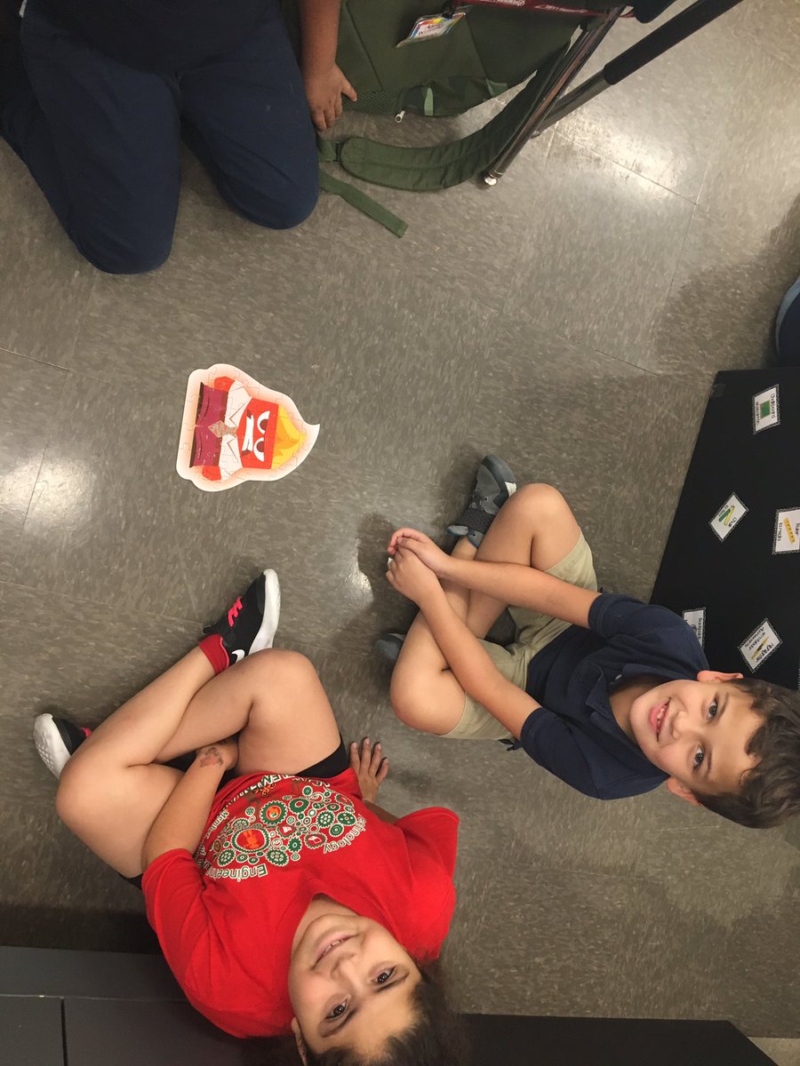 White1stGrade's tweet image. We debugged it! @MorganWoodsES @MWSTEMSPOTLIGHT @codeorg