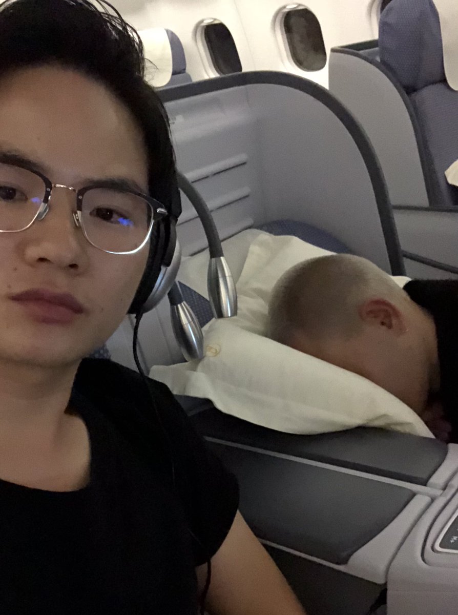 dimkept's tweet image. начал работать 14ч в сутки, чтоб хотя бы на минуту перестать думать как сильно я его люблю