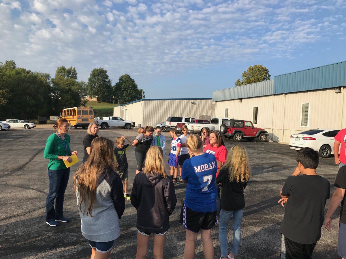 MissouriChamber's tweet photo. Thanks to @HomeyerPM in Marthasville for putting on this great #MFGDay18 event! We are proud to be here with you. @MOEnterprise https://t.co/wdJsTA5bJ2