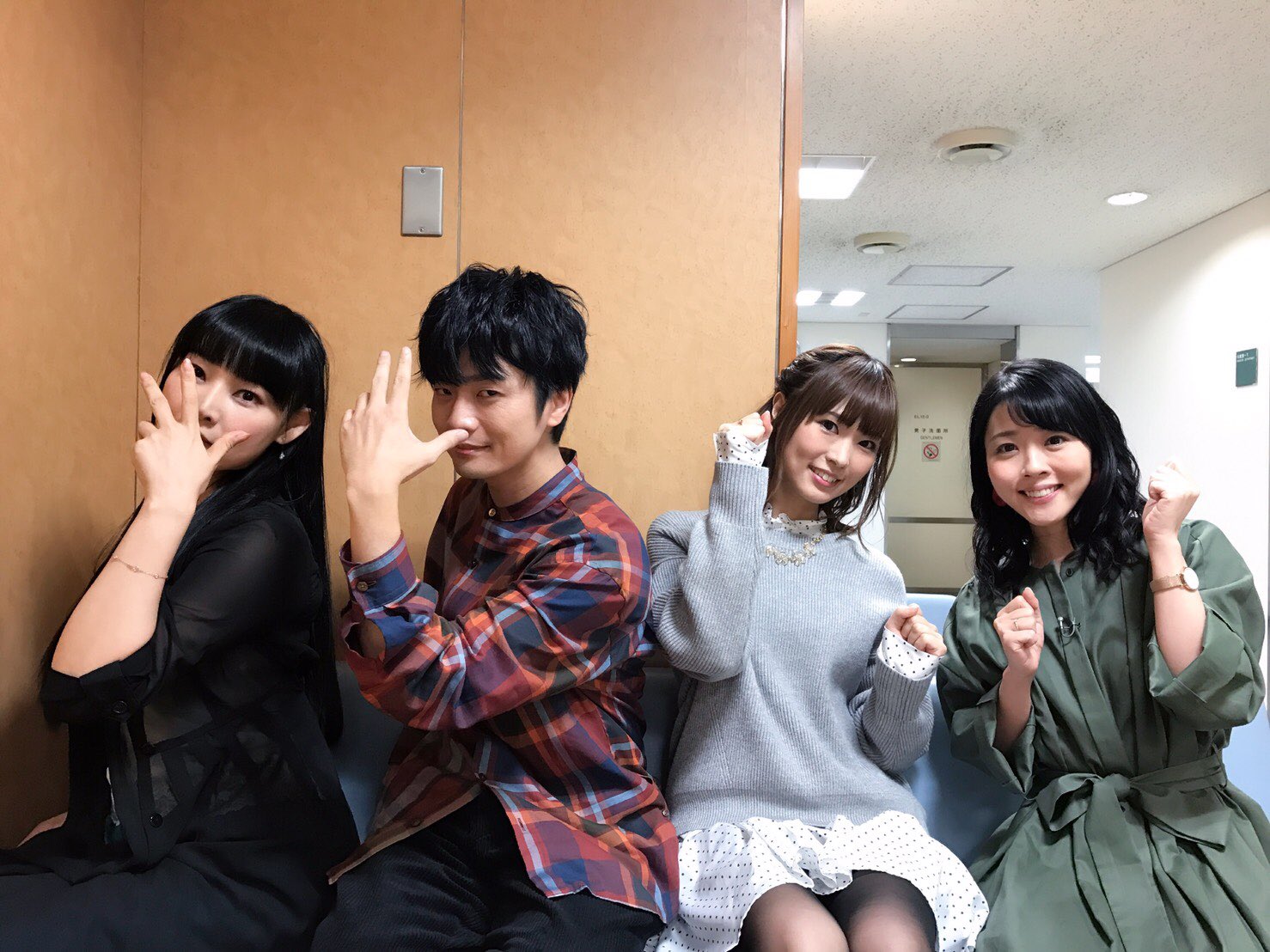 福圓美里 Nhkさんの生放送 声優ぷらすご覧いただいた方ありがとうございました 声優として呼ばれたからにはちゃんとアフレコしないと と思った結果 ライオン中の変顔を晒すという失態をおかしました でも楽しかったよ ゆかなさん 福山さん 舞 福圓美里 Nhkさんの生放送 声優ぷらすご覧いただいた方ありがとうございました 声優として呼ばれたからにはちゃんとアフレコしないと と思った結果 ライオン中の変顔を晒すという失態をおかしました でも楽しかったよ ゆかなさん 福山さん 舞
