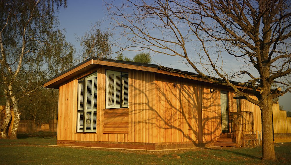 Explore #sherwoodforest on a luxury woodland break this October and save up to 20%. Terms and conditions apply.  Find out more: sherwoodhideaway.com/latest-offers/ #sherwoodhideaway  #minibreak #autumnbreak #weekendgetaway #getaway #lodgelife