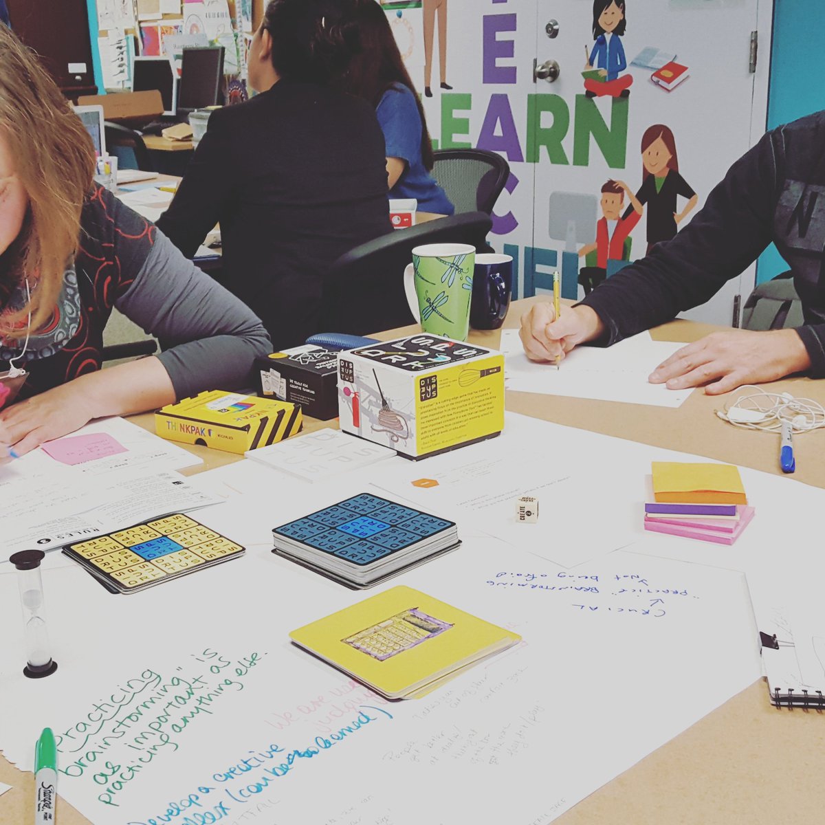 MissDunwoodie's tweet photo. Spending today talking about student voice in community projects. #learnquebec #lbpsb #teacher #montreal https://t.co/twmsRhmQxi