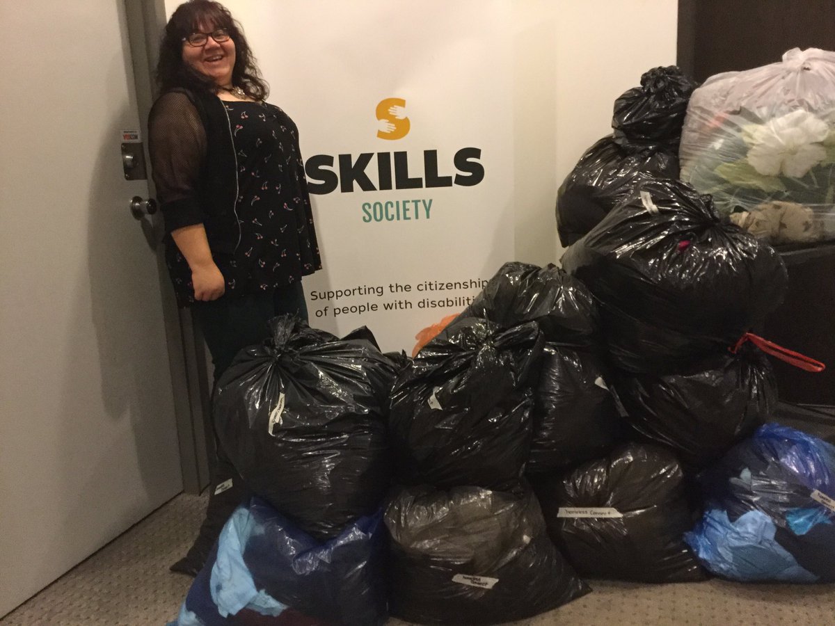 skillssociety's tweet photo. Thank you to everyone for your generous donations. &amp; Thanks @lasha_robert for getting us organized. Off to @BissellCentre with lots of clothes for @hmlssconnectyeg .  There is still time to get your donations in. #yeg  #Community https://t.co/lSzwZa2FLg