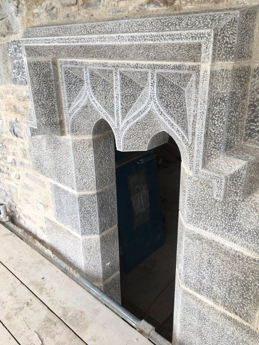WilsonWilkie's tweet photo. A little more every day. The meticulous restoration of stonework by local firm, Ahern Bros, starts to become apparent. For fellow geeks I’ve included a before and after of the drainage stones which can now be seen and one of the 41 windows. Tell me to shut up  #belvellycastle https://t.co/4cN2EJLxC0