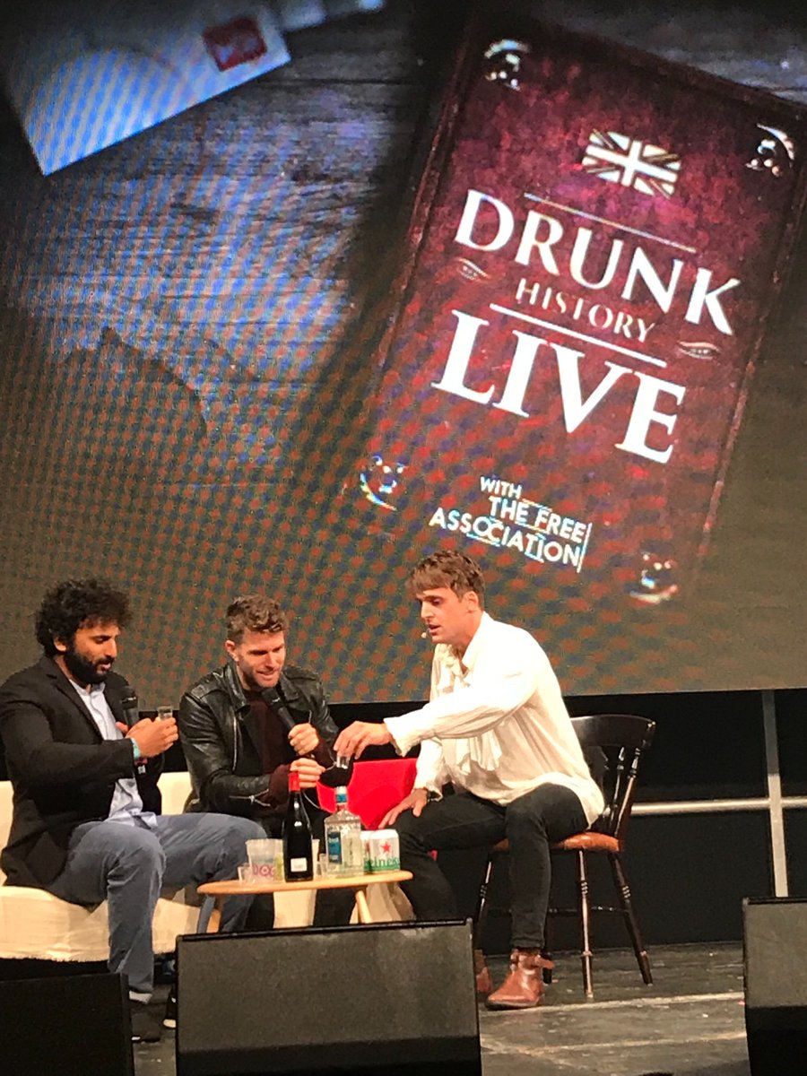 Had such a laugh at #cclive tonight, I’m glad I wore my scarf as I was using it to mop my tears from laughing so much at drunk history - those improv guys were amazing at interpreting @MrNishKumar @joeldommett ramblings! Julian Seasons!!!@ComedyCentralUK