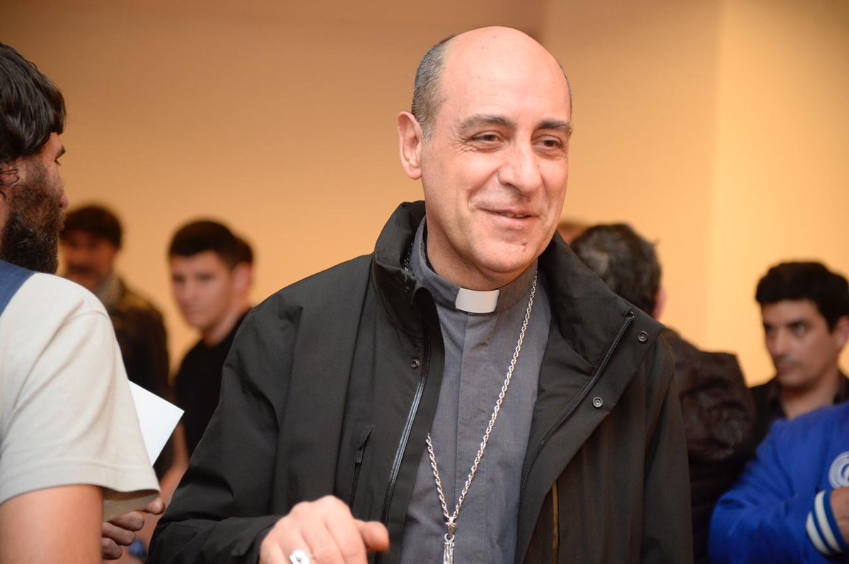 Arzobispado de #LaPlata juega fuerte y convoca a sindicatos y movimientos sociales a una misa en la Catedral en donde dice que no puede hacer paz social con estos niveles de pobreza