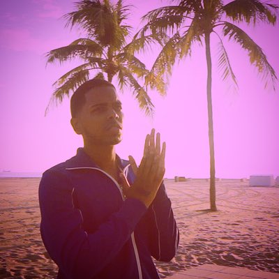 FullyLoadedStan's tweet photo. #NewProfilePic https://t.co/R9xvNIvPYD