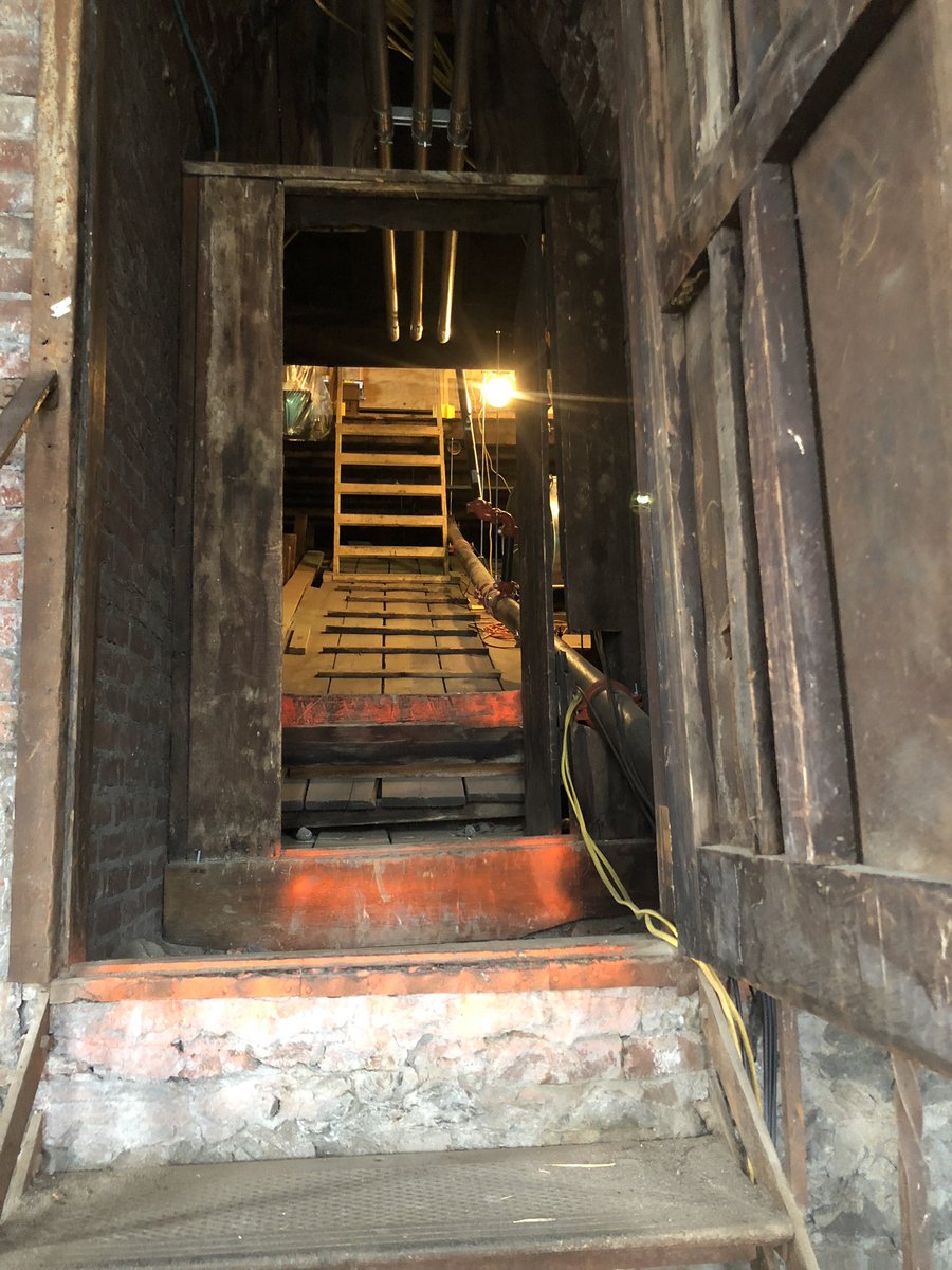 BostonFireTR's tweet image. Drill: 2 workers down down in the bell tower of the Boston Cathedral of Holy Cross cont.