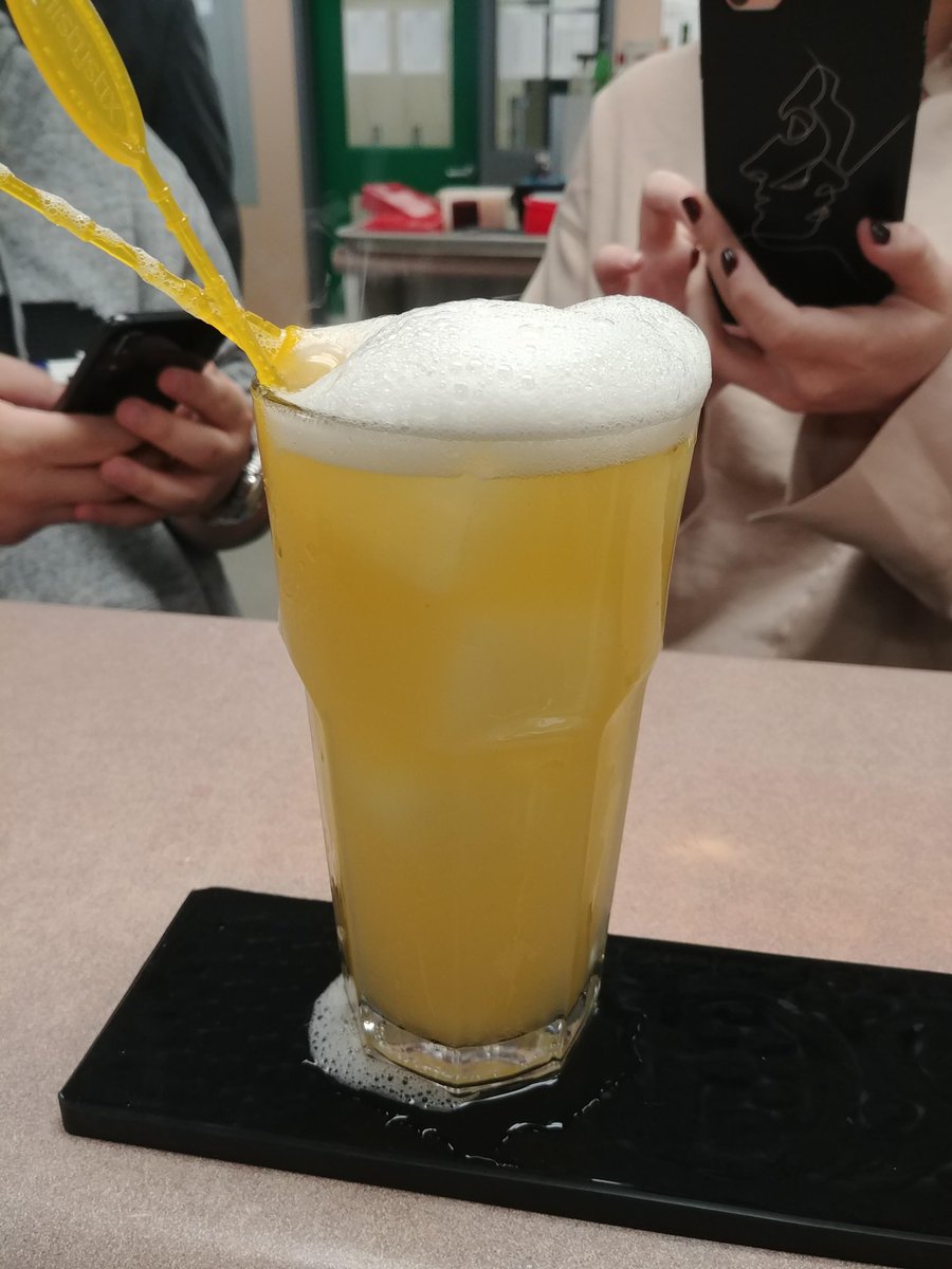ThompsonCo2's tweet photo. Wanna get hammered this long weekend, but still feel classy about it?
Introducing The Gold Bar!
@algonquincolleg @BestBarMix #fridayfeelingdrinks https://t.co/XVLCI0VaiD