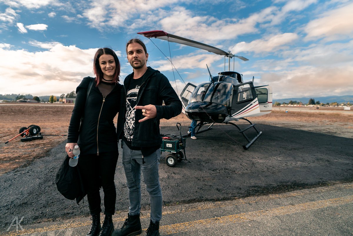 SevenLionsMusic's tweet photo. 🚁🤘 https://t.co/cOKBn897tj