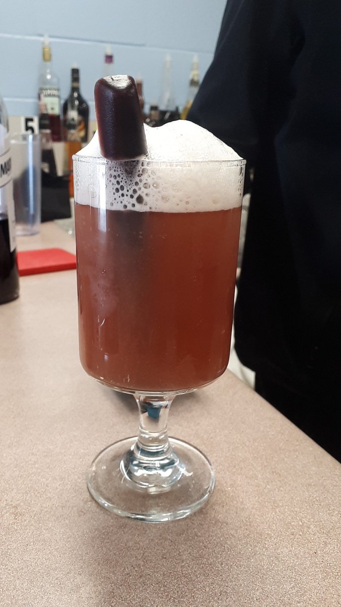 bartenders_the's tweet photo. Fly by for a Fruit Fly 
#FridayFeelingDrinks @algonquincolleg https://t.co/xnk8PUZeb1