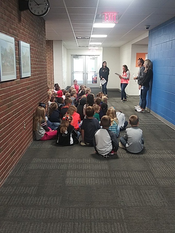 GitlerJack's tweet image. Best Bulldog Bahavior rotations throughout the school! Practice, discuss, be great!  #bcbrownrocks @ByronCenterPS