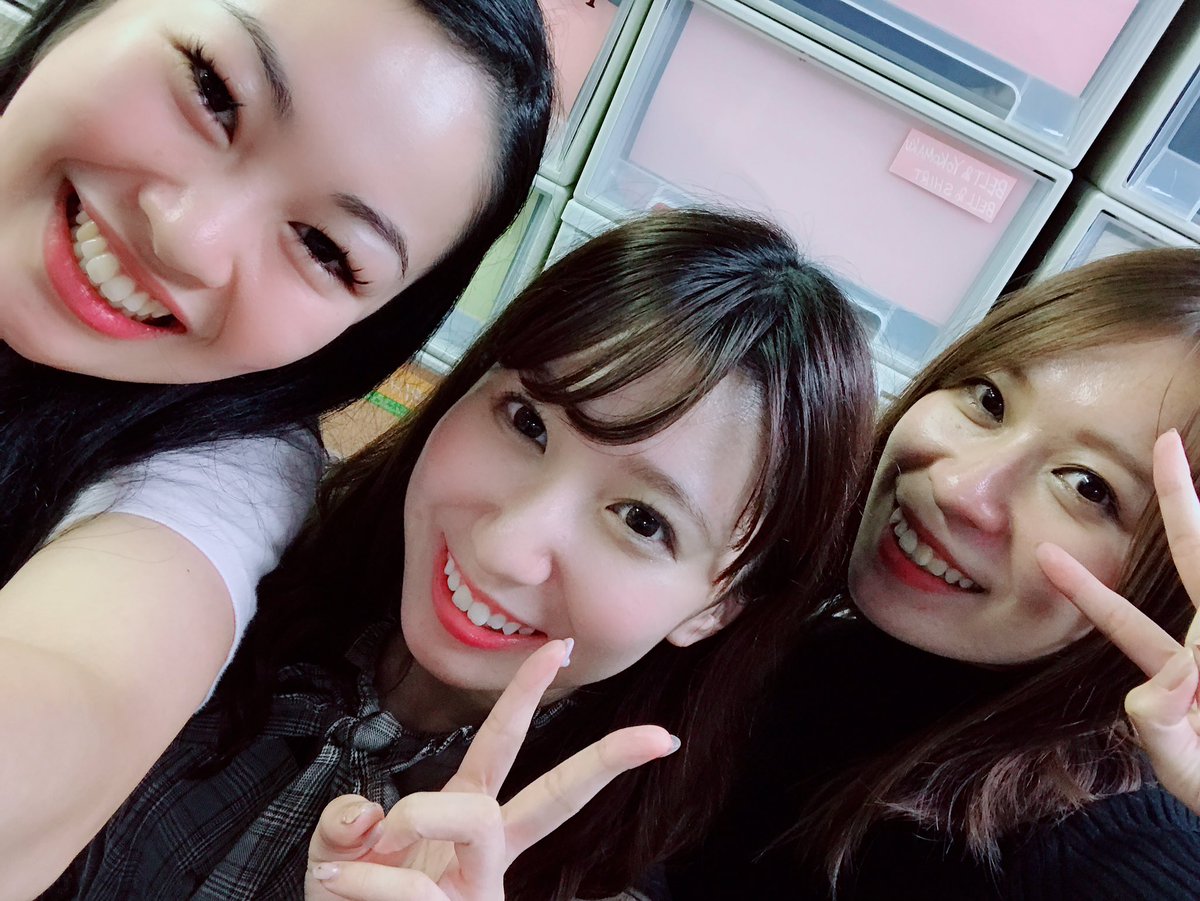 aoi_kizuki's tweet photo. パッと！！
パッと！！！
パッパッと！！！
ライト姉妹！！！！！！！
私もライト姉妹の長女になりたいー！！！
#gtmv #ファイナルハッピー https://t.co/WRBRojugyc