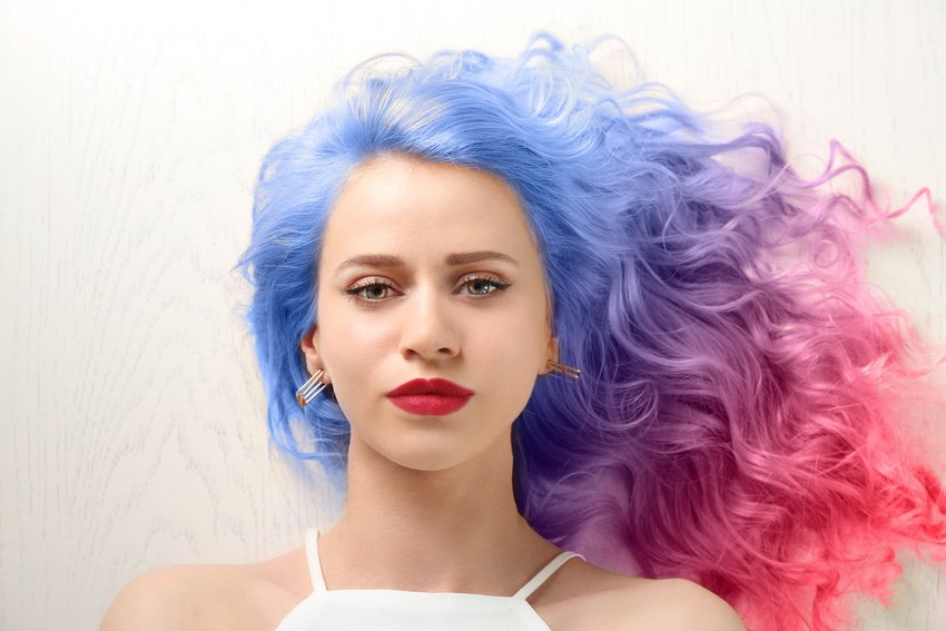 HouseHaute's tweet photo. Looking for a color update? Or maybe you need a completely bold new look? #HaueHouseBeauty offers blowouts, updos, #Styling and more: https://t.co/hzGUySczmk https://t.co/b1wP7iV0yU