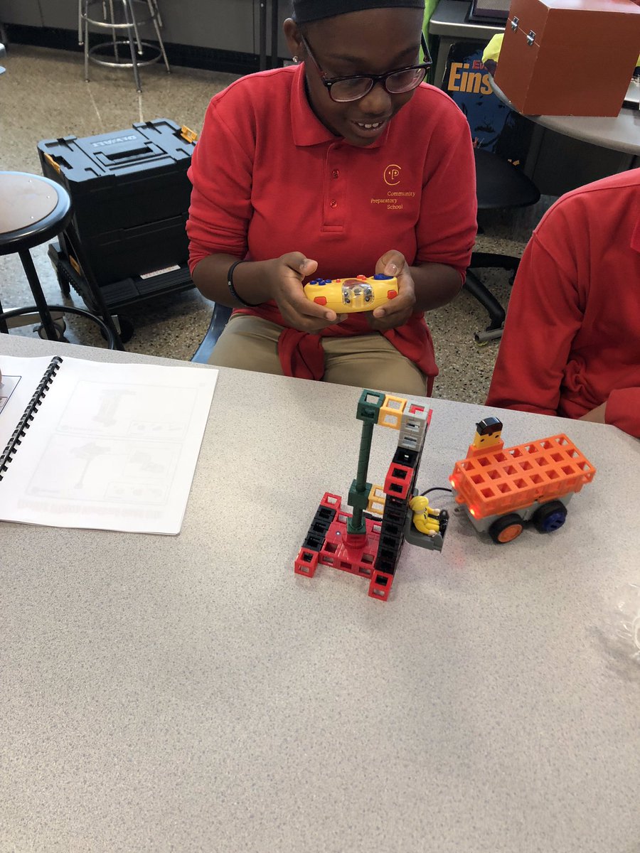 principal_CP's tweet image. ROBOTS! 🤖