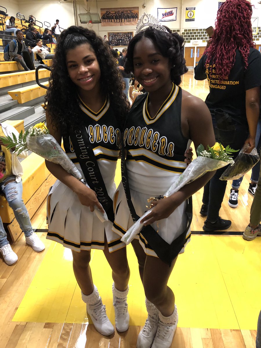 HSHS_cnsmith1's tweet photo. Pre Pep Rally #Homecoming2018 #hshsspringers #springerpride https://t.co/nTRKnEd3qf