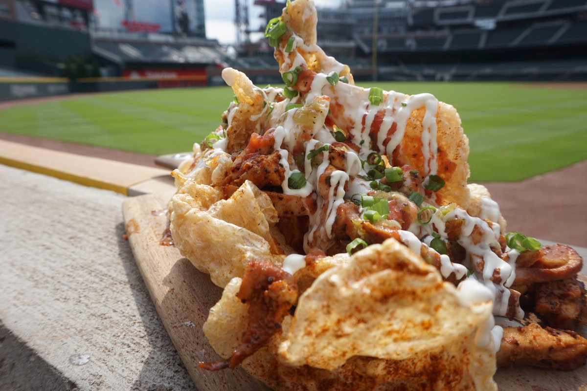Yahoo Sports MLB on Twitter "🚨Pizza Burger Alert 🚨 The Braves have