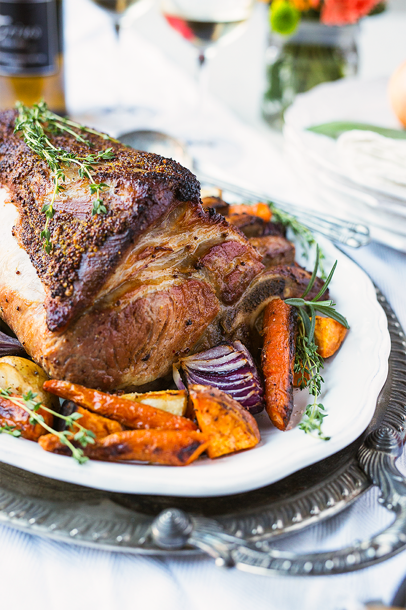 With Thanksgiving is upon us, we want to know do you serve a conventional dinner or do you venture off the beaten path. What's your go-to thanksgiving meal? #ThanksgivingWeekend #RealFood