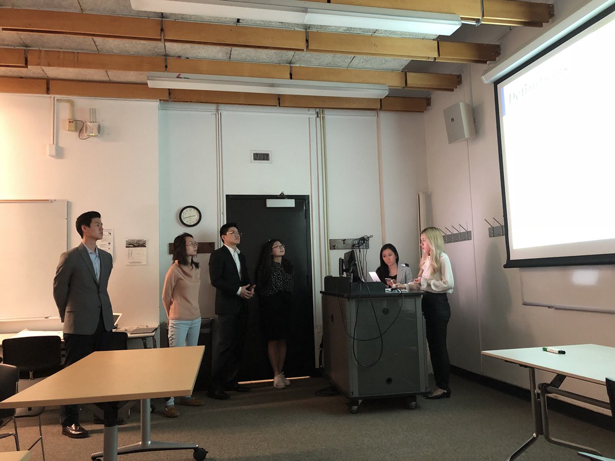 dayhyi's tweet photo. Another super presentation by a @Columbia_SPS team to MRM//McCann about why millennials are leaving their jobs so quickly! #ColumbiaAppliedAnalytics #MillenialTurnover https://t.co/2cj1vbbQGw