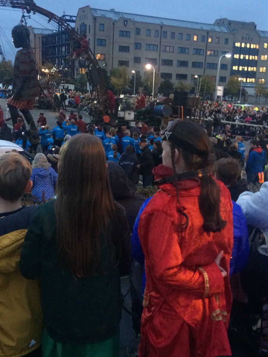 Harleymc7's tweet image. What an amazing evening.#LiverpoolGiants #giantsspectacular #theguideliverpool