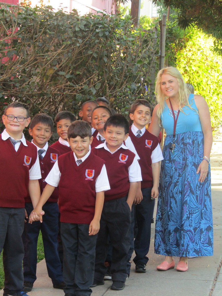 StSebastianLA's tweet photo. The Friday morning walk to church for Mass is a Saint Sebastian Tradition #modelsofchristianvalues #catholiceducation https://t.co/QhcyG0oXcj