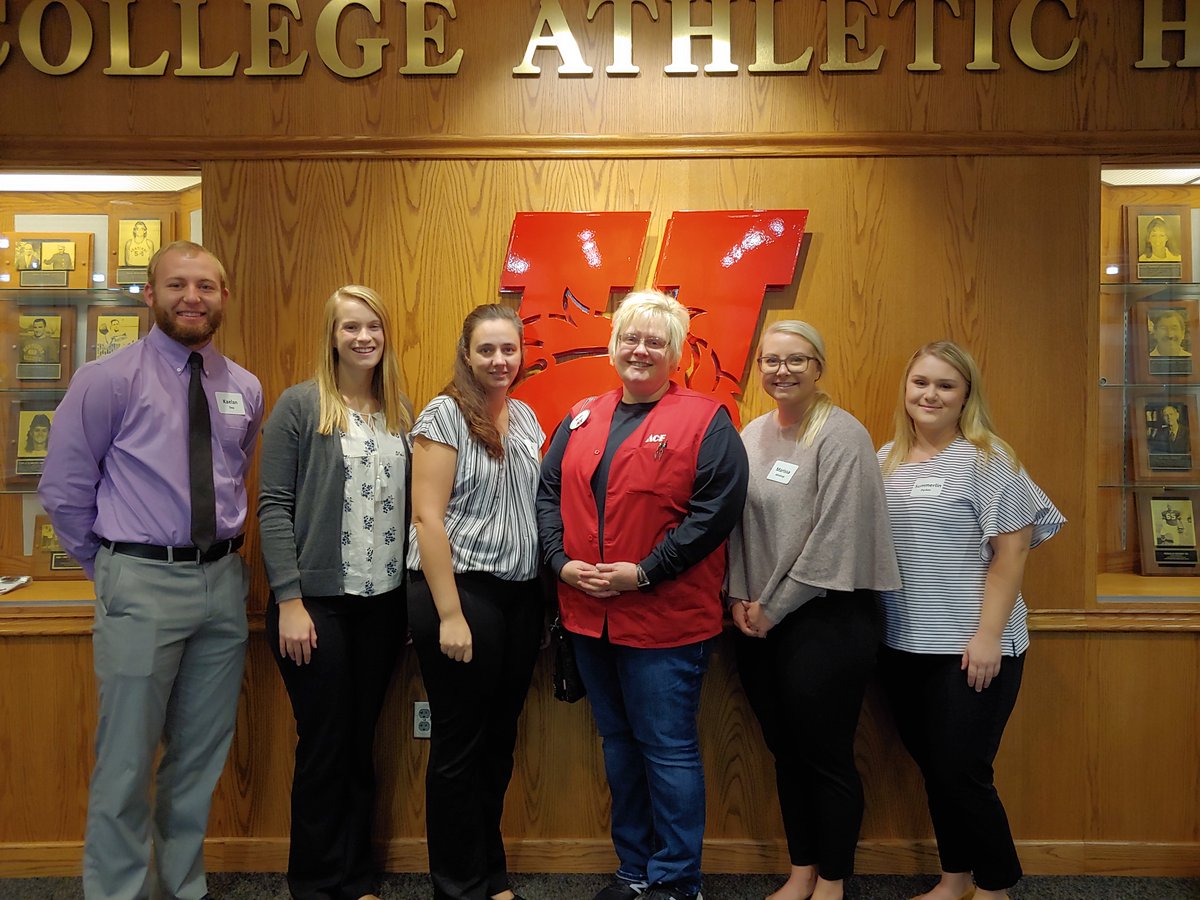 HCTalentPool's tweet photo. Thank you to @BigGaceHastings for taking time out of your day to come speak with us. We had a wonderful discussion filled with lots of laughs! We look forward to talking with you more at the networking event. #HCTalentPool #InternshipReady https://t.co/d88V4CTUzh