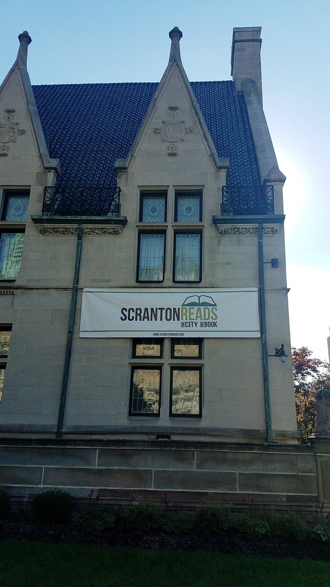 ScrantonLibrary's tweet photo. T minus 2.5 hours before the Scranton Reads kick off at the Albright! Are you ready for the invasion of War of the Worlds? #scrantonreads #FirstFridayScranton #HGWells https://t.co/CmD64bS5Hx
