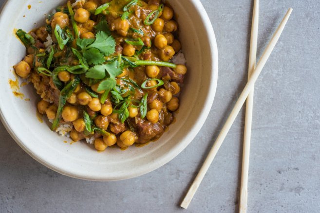 GFAFWellness's tweet photo. Get a sample of @FooDog Curry Traders in #JAX #Jacksonville at #GFAFEvent on Nov. 3 at @AloftJaxTP 10-4 Tell everyone you know!!🍕🍝🥘🍲🍞 #glutenfree #foodallergy #event https://t.co/PprpHo7sbj https://t.co/ZnQcgM63EO